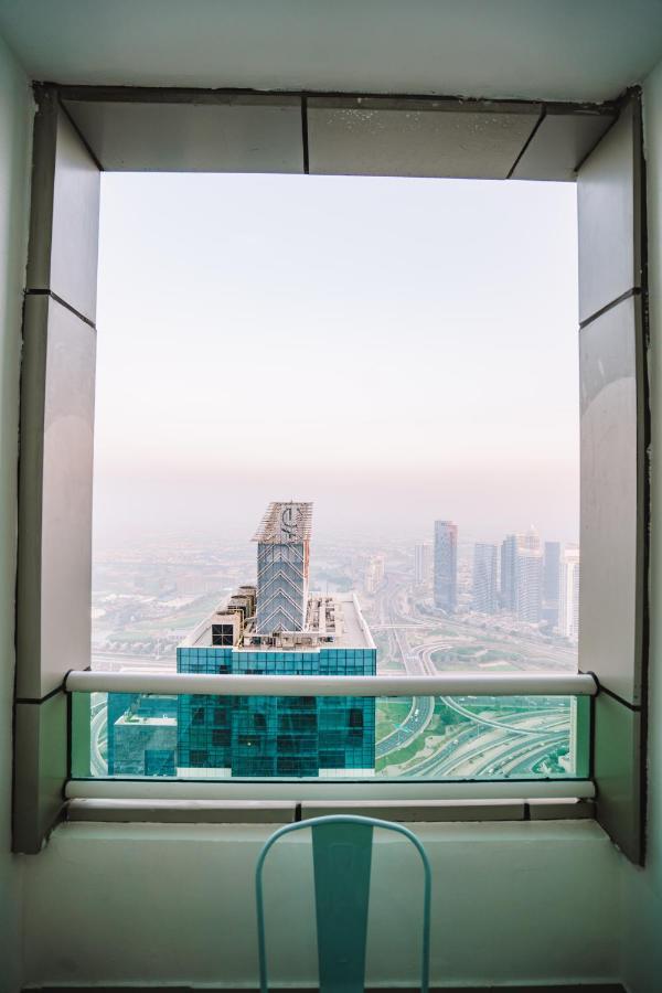 Savor Marina Views From The 64Th Floor Aparthotel Dubai Bagian luar foto